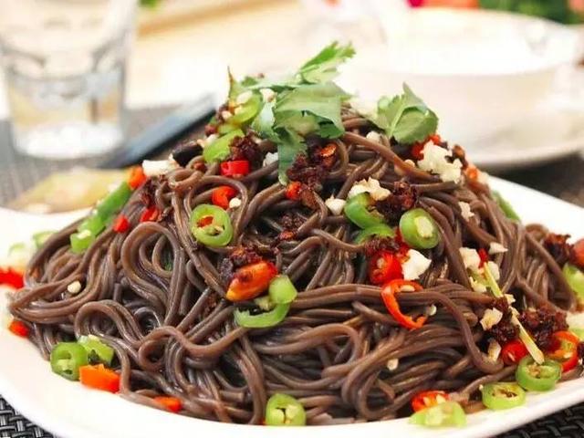 蕨根粉是什么？